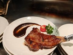 -雍容荟帝王蟹活龙虾展台自助(IFS黑金店)