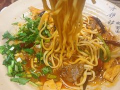-方铲铲·成都板凳面(滨江银泰店)