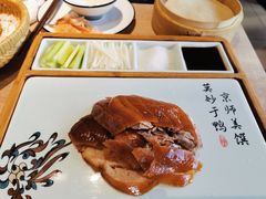 味莊招牌烤鸭-味莊·青岛菜(云霄路店)