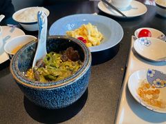 -凤凰湘语·平价海鲜餐厅(浦东旗舰店)