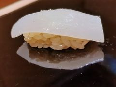 鱿鱼手握寿司-荣一代目OMAKASE板前料理