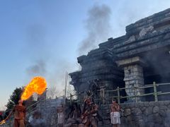 -茅山东方盐湖城景区