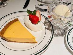 -Wolfgang’s Steakhouse 沃夫冈牛排馆(上海白玉兰广场店)