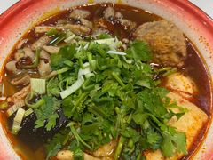-刘二姐襄阳牛肉面(鸟巢店)
