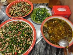 -江湖黑大兔(杨家坪店)