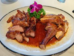 蜜汁叉烧皇-香港深井掂檔烧鹅茶餐厅(海韵城店)