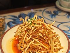 -川流不息·地道川菜·小龙虾(新松江路店)