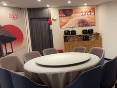 -有红鸡毛店·川菜(建设路店)