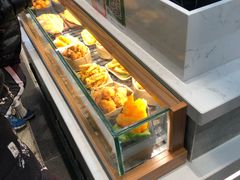 面包甜点陈列柜-1973继光香香鸡(大东方百货店)