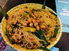 老表记爆炒螺蛳粉-老表记广西宵夜螺蛳鸭脚煲(西大店)