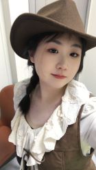 -红馆妆造(中央大街店)