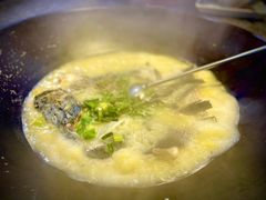 招牌柴火灶台鱼头-好灶头妈妈菜·柴火灶台鱼·千岛湖土菜地标美食