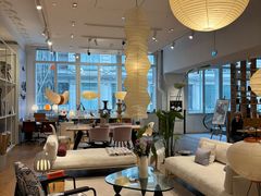 -乐蓬马歇百货公司(Rive Gauche)