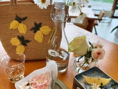 -田园东方蜜桃村的田野营地