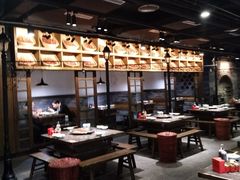 大堂-红九格老火锅(三峡广场店)