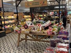 -乐蓬马歇百货公司(Rive Gauche)