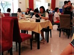 大堂-奥华餐厅·老张记(台基厂店)