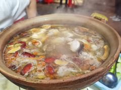-威邵鸡煲(西华路总店)