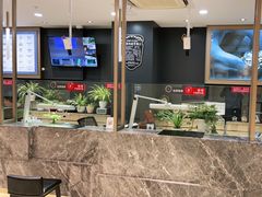 -亨得利钟表商店