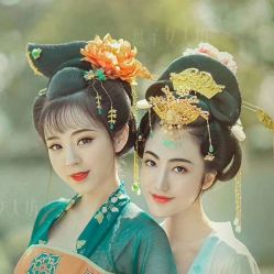 -盘子女人坊古装写真摄影(厦门总店)