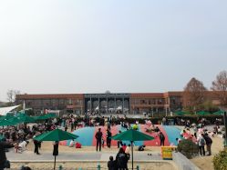 -季高兔窝窝亲子园(上海薰衣草公园店)