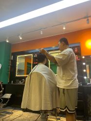 -鸿運 BARBER SHOP男士理发馆