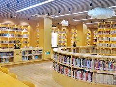 -漕河泾街道图书馆(漕河泾社区文化活动中心店)