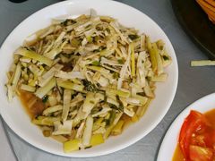 -天乐农家鱼头王(天目湖店)