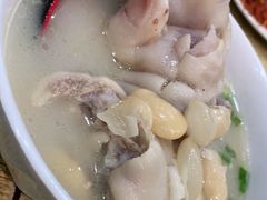 -雷祖芳老妈蹄花店