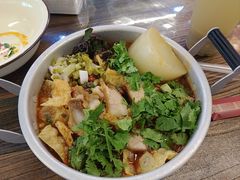 -丽丽三鲜螺蛳粉(田林路店)