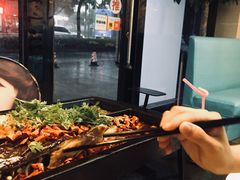 -茅炒屋龙虾·烧烤·湘菜(新河路店)