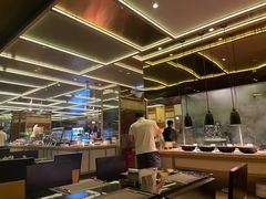 -大中华希尔顿酒店-念自助餐·嗨啤·小龙虾