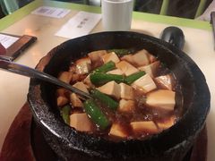 石锅沃豆腐-桂满陇-十里风荷(合生汇店)