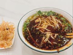 -京穆兰兰州牛肉面·清真(盛龙广场店)