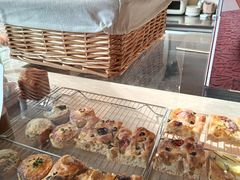-VERIE BAKEHOUSE