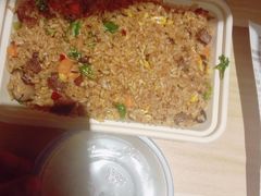 -百春原湖南牛肉粉(百联世纪店)