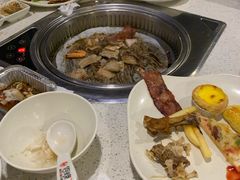 -佰烧海鲜烤肉火锅自助(世茂国际广场店)