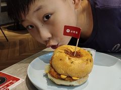 -必胜客(上海新南方商城PH店)