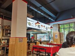 -冯烫烫跷脚牛肉·川菜小馆(武胜西街店)