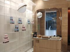 -奈雪的茶(华侨城创意园店)