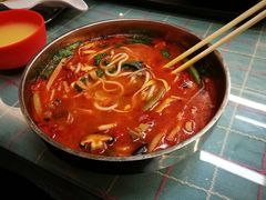 -红鼻子桂林米粉(金唐新光界店)