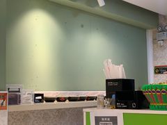 -丽丽三鲜螺蛳粉(田林路店)
