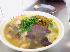 -文山荷鲜居(翠湖店)