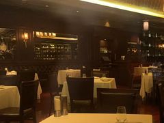 -Wolfgang’s Steakhouse 沃夫冈牛排馆(上海白玉兰广场店)