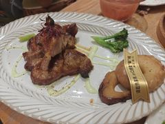 -秘密旅行Bonjour(黑金冠 江南西店)