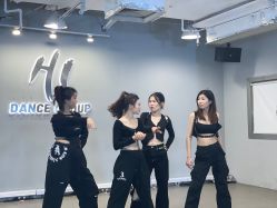 -HI dance 舞室