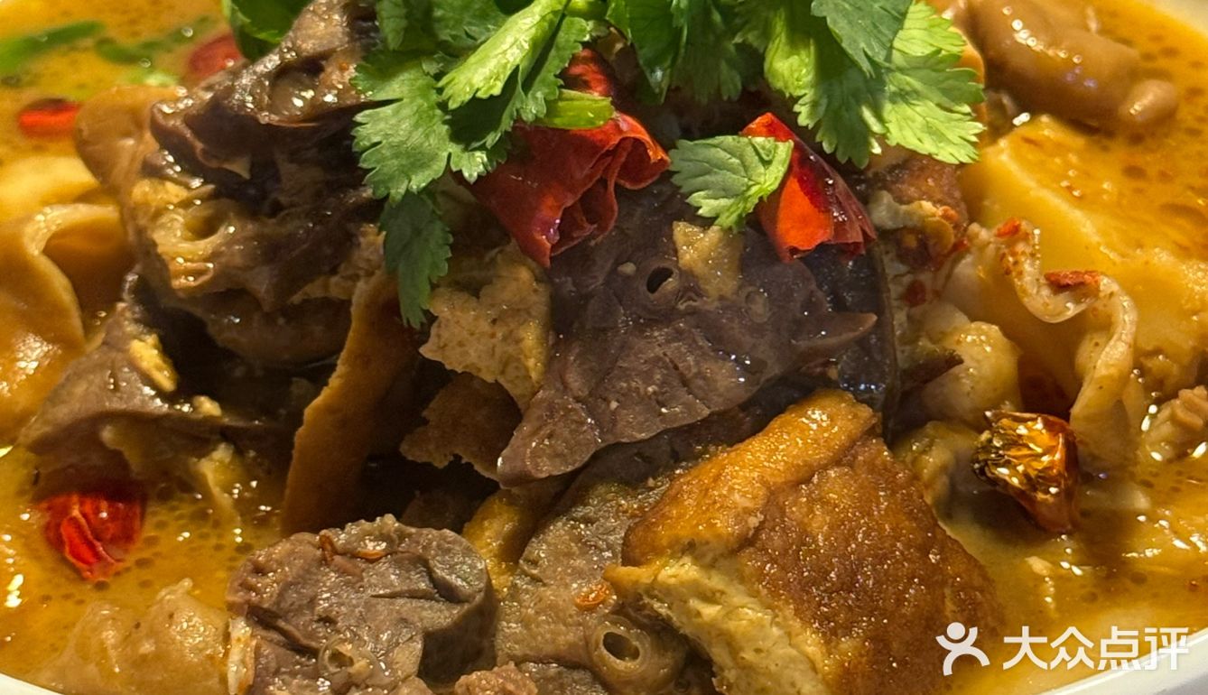 重口味爱好者的天堂[吐舌]对面是WC‼️