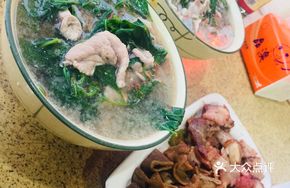 Goji Berry Pork Liver and Lean Meat Rice Noodles