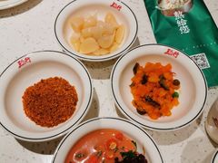 -三人行骨头王火锅(长寿店)
