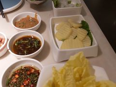 -左庭右院鲜牛肉火锅(浦江欢乐颂店)